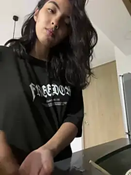 Stefy sophie03 online show from 07-25-26, 03:25
