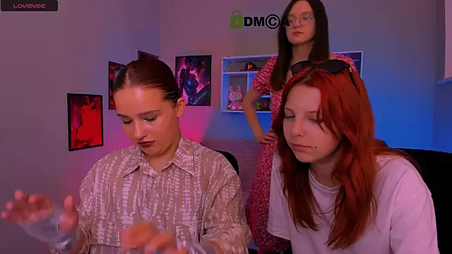 Snapshot of nymira chatting on 07-19-26, 09:06 nymira online show from 07-19-26, 09:06
