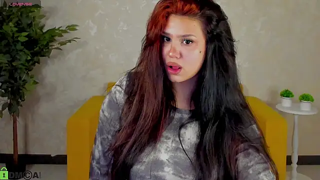 Snapshot of nicolewoss chatting on 04-21-26, 04:19 nicolewoss online show from 04-21-26, 04:19