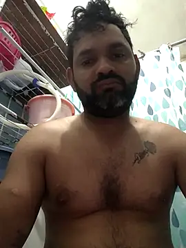 Snapshot of castellano10 chatting on 04-18-26, 12:40 castellano10 online show from 04-18-26, 12:40