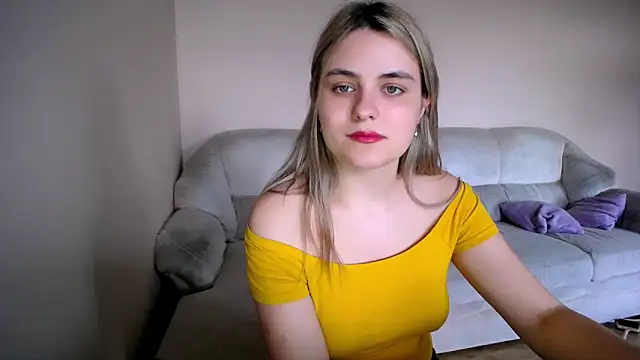 Snapshot of _shy_sabrina__ chatting on 04-29-26, 12:20 shy sabrina online show from 04-29-26, 12:20