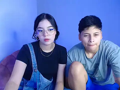 girlssextwo online show from 04-18-26, 01:46