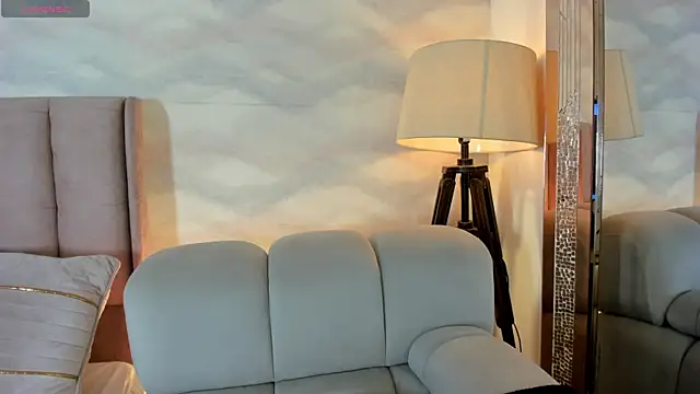 im miaadoll online show from 04-21-26, 12:56