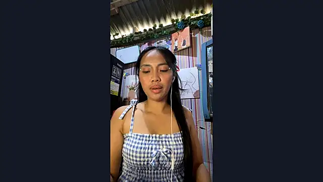 DagnySzeto online show from 04-17-26, 05:10