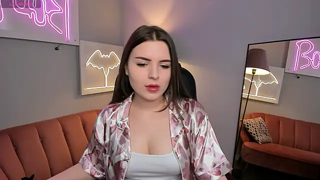 Snapshot of AliceLiador_ chatting on 05-18-26, 02:22 AliceLiador online show from 05-18-26, 02:22