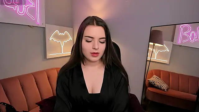 Snapshot of AliceLiador_ chatting on 05-11-26, 02:45 AliceLiador online show from 05-11-26, 02:45
