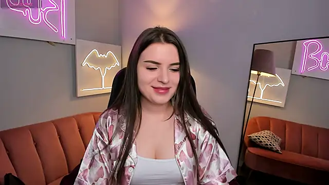 Snapshot of AliceLiador_ chatting on 05-10-26, 02:30 AliceLiador online show from 05-10-26, 02:30