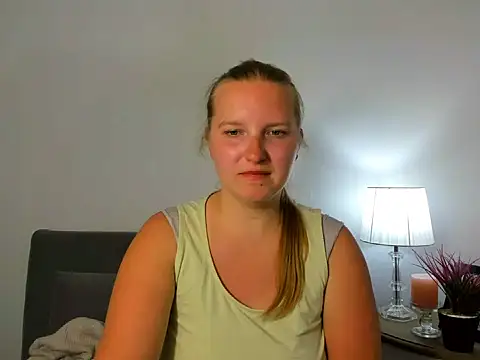 Snapshot of RoseTeacherX chatting on 05-07-26, 05:27 RoseTeacherX online show from 05-07-26, 05:27
