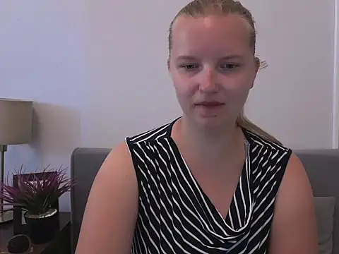 RoseTeacherX online show from 07-02-26, 07:36