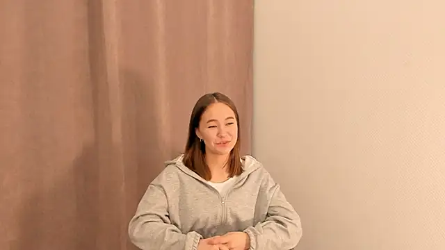 LidaMarken online show from 04-16-26, 03:24