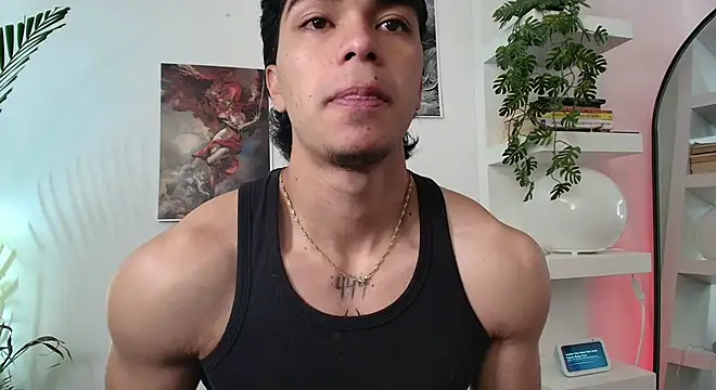 Snapshot of andyypalmer_ chatting on 05-09-26, 01:14 andyypalmer online show from 05-09-26, 01:14