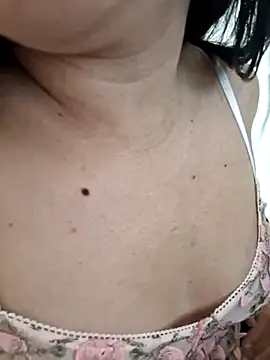 euahotmarii3 online show from 07-15-26, 06:31