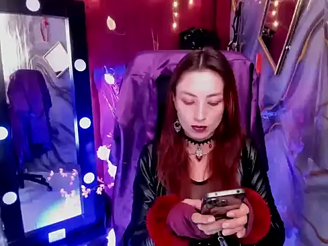 Queenscarlettsecret online show from 05-07-26, 04:32
