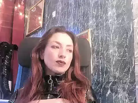 Queenscarlettsecret online show from 04-15-26, 07:58
