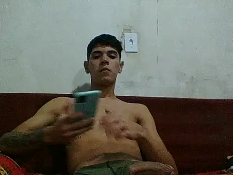 Kisandrel online show from 04-18-26, 02:41