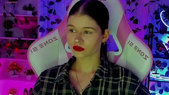 alice tails online show from 04-14-26, 09:53