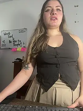 juanitablue online show from 06-27-26, 05:30