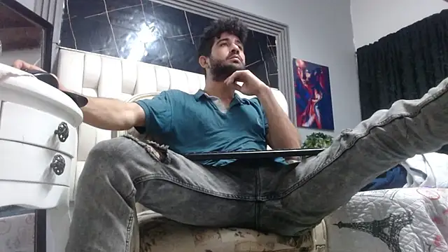 Snapshot of aaron_jones_1 chatting on 05-14-26, 03:36 aaron jones 1 online show from 05-14-26, 03:36