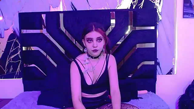 amberblackcs01 online show from 04-17-26, 01:47