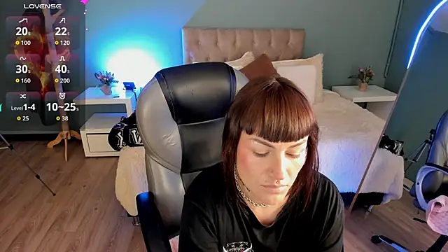 Kim Jeins666  online show from 06-01-26, 07:02