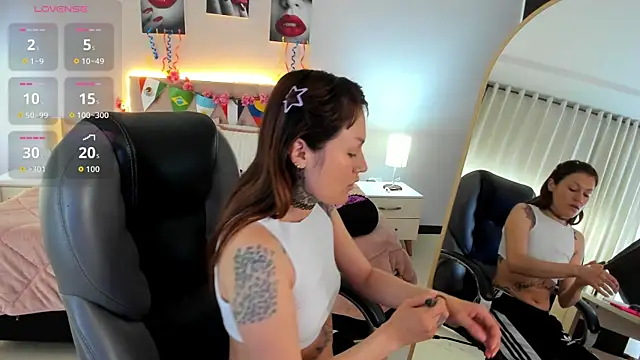 Kim Jeins666  online show from 07-12-26, 12:28