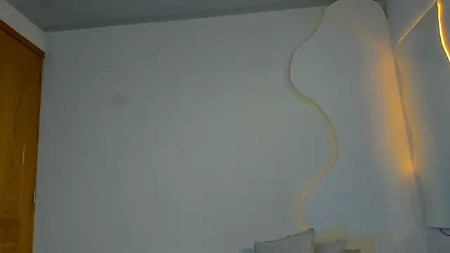 Aohomlester  online show from 04-18-26, 07:07
