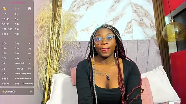 Snapshot of Candy_Williamss chatting on 06-11-26, 12:32 Candy Williamss online show from 06-11-26, 12:32