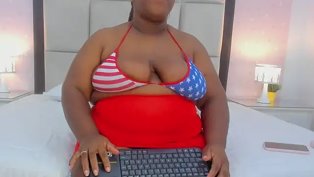 TreisyVixen online show from 07-05-26, 04:19