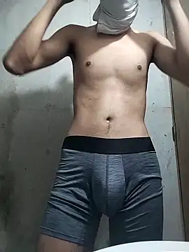 Snapshot of largedickk_ chatting on 04-17-26, 07:49 largedickk online show from 04-17-26, 07:49