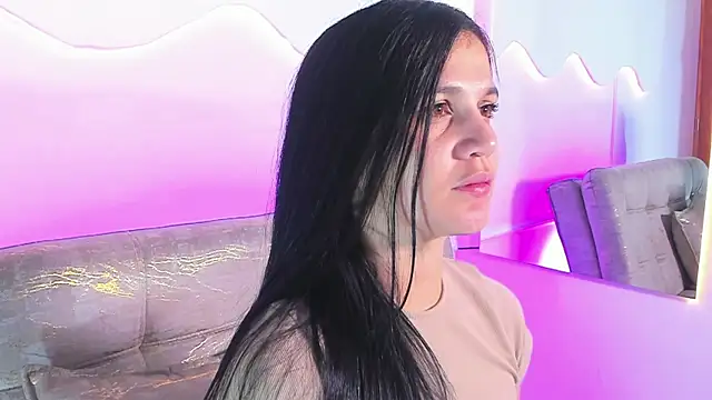 Snapshot of MiaMalcova__ chatting on 04-18-26, 08:53 MiaMalcova online show from 04-18-26, 08:53
