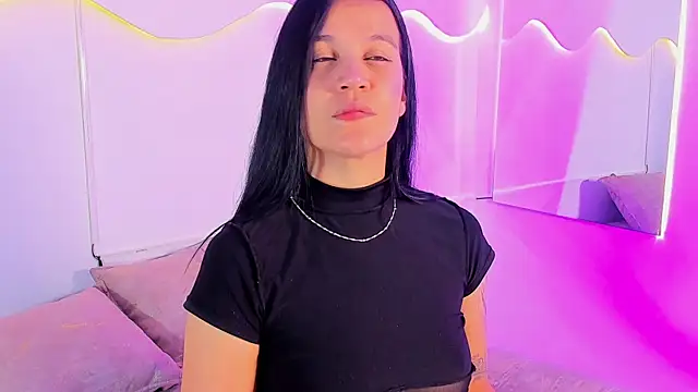 Snapshot of MiaMalcova__ chatting on 05-24-26, 10:15 MiaMalcova online show from 05-24-26, 10:15