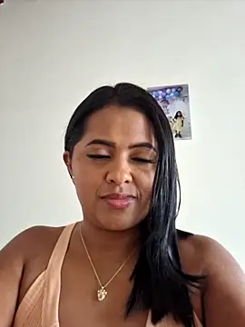 Ayla Phone online show from 04-15-26, 07:18