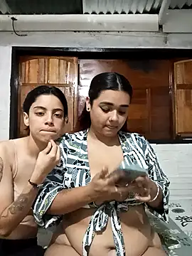 nicolyalisson online show from 04-21-26, 02:14