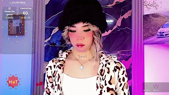 Snapshot of moon_sweet- chatting on 05-28-26, 03:36 moon sweet- online show from 05-28-26, 03:36