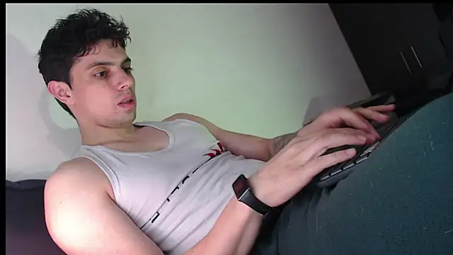 stefan slvtre  online show from 04-18-26, 02:14