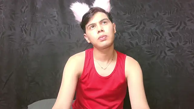 Snapshot of Felipe_Kold chatting on 05-23-26, 03:27 Felipe Kold online show from 05-23-26, 03:27