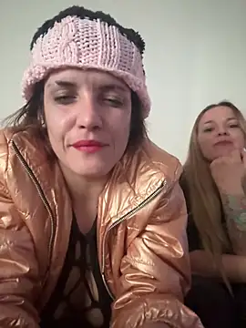 Snapshot of SOLyLunita2232nuevo chatting on 04-30-26, 12:56 SOLyLunita2232nuevo online show from 04-30-26, 12:56