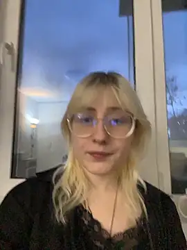 Blondie Picxel   online show from 04-21-26, 04:13