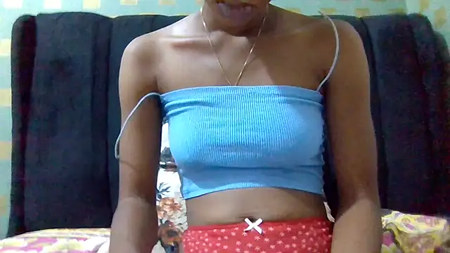 Snapshot of Tessy- chatting on 05-17-26, 01:38 Tessy- online show from 05-17-26, 01:38