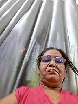 Snapshot of Shalini3456 chatting on 05-19-26, 09:05 Shalini3456 online show from 05-19-26, 09:05