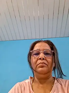 Snapshot of Shalini3456 chatting on 05-10-26, 04:05 Shalini3456 online show from 05-10-26, 04:05