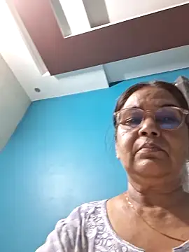 Snapshot of Shalini3456 chatting on 04-29-26, 06:58 Shalini3456 online show from 04-29-26, 06:58