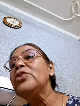 Snapshot of Shalini3456 chatting on 04-25-26, 02:47 Shalini3456 online show from 04-25-26, 02:47