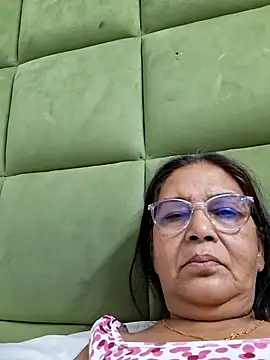 Snapshot of Shalini3456 chatting on 05-17-26, 02:22 Shalini3456 online show from 05-17-26, 02:22