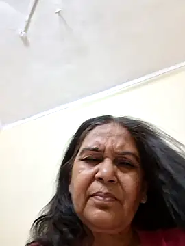 Snapshot of Shalini3456 chatting on 05-04-26, 03:26 Shalini3456 online show from 05-04-26, 03:26