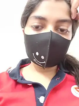 Snapshot of simran_rathore chatting on 06-06-26, 03:39 simran rathore online show from 06-06-26, 03:39
