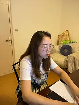 Snapshot of siler25 chatting on 06-04-26, 01:21 siler25 online show from 06-04-26, 01:21