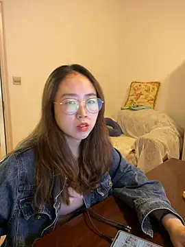 Snapshot of siler25 chatting on 06-12-26, 01:25 siler25 online show from 06-12-26, 01:25