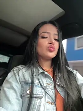 Sara fun online show from 03-13-25, 03:06