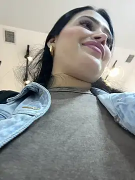 Sara fun online show from 03-17-25, 11:57